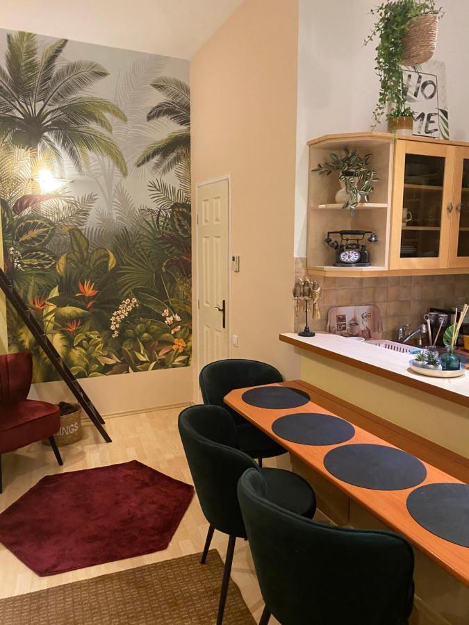 Jungle Story Apartment By Millenaris Park With Free Parking Budapest Exteriör bild